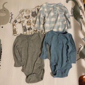 4 Cloud Island bodysuits- size 0-3 months
